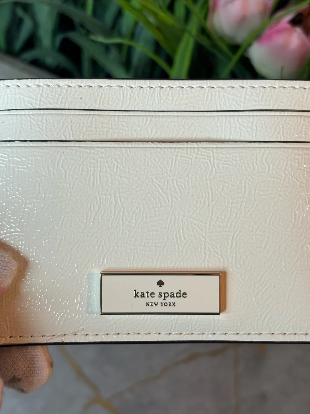 kate spade NWT Cream Leather Card Holder with Gold Plaque